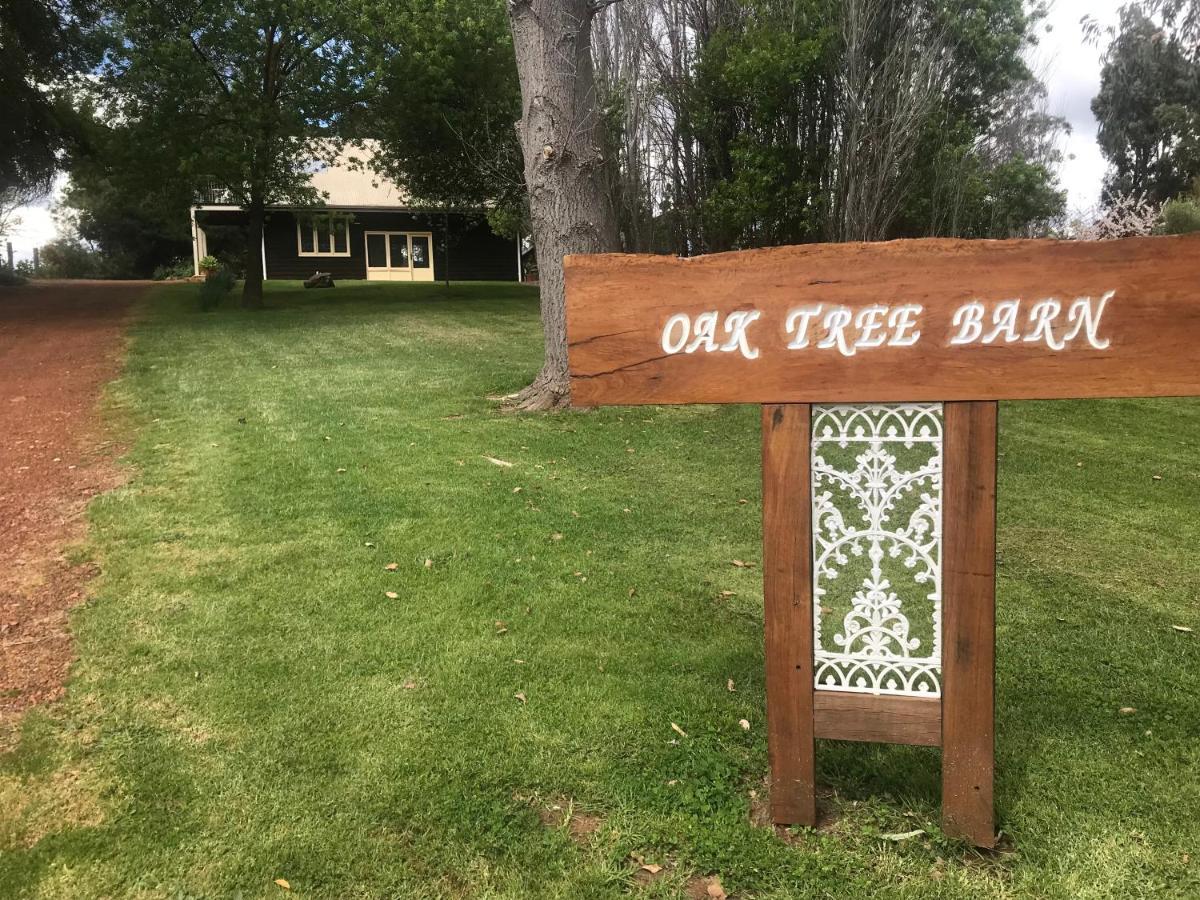 Вилла Oak Tree Barn Бриджтаун Экстерьер фото